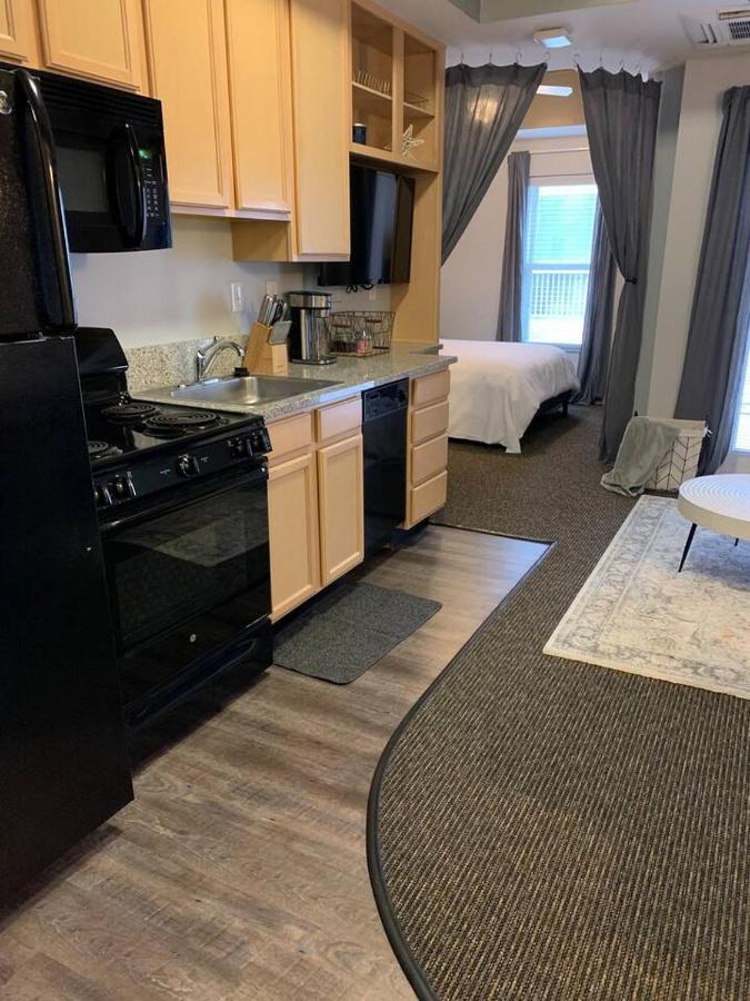 Studio On The Canal Apartment อินเดียนาโพลิส ภายนอก รูปภาพ